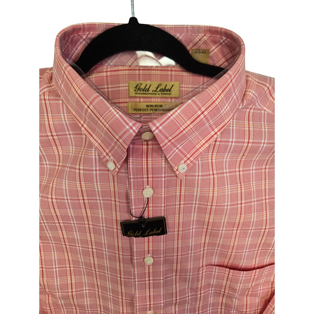 Roundtree & Yorke Gold Label Mens XL Button Down Shirt Red Plaid Non-Iron Cotton